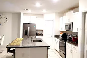 1821 Yellow Trl, Lakeland, FL 33801 - Photo 11
