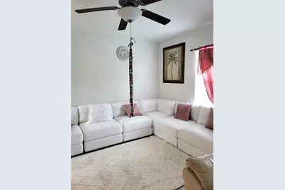 1821 Yellow Trail, Lakeland, FL 33801 - Photo 3