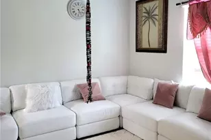 1821 Yellow Trl, Lakeland, FL 33801 - Photo 3