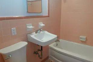 1423 Crystal Lake Dr, Lakeland, FL 33801 - Photo 13