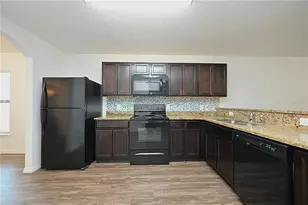 2238 Caspian Dr, Lakeland, FL 33805 - Photo 11
