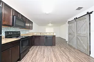 2238 Caspian Dr, Lakeland, FL 33805 - Photo 9