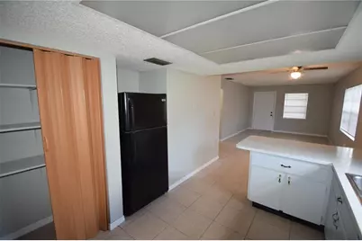 822 Shirley Ann Trail, Lakeland, FL 33809 - Photo 9