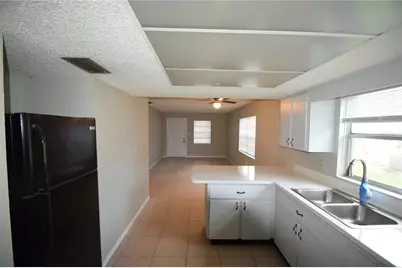 822 Shirley Ann Trail, Lakeland, FL 33809 - Photo 11