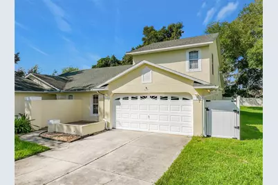 8805 Courtyard Lane, Groveland, FL 34736 - Photo 3