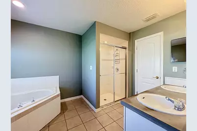 8805 Courtyard Lane, Groveland, FL 34736 - Photo 33