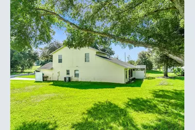 8805 Courtyard Lane, Groveland, FL 34736 - Photo 19