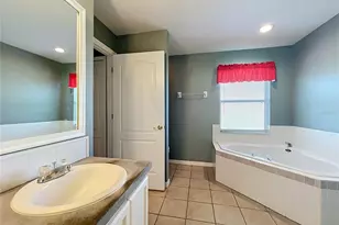 8805 Courtyard Ln, Groveland, FL 34736 - Photo 43