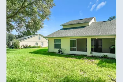 8805 Courtyard Lane, Groveland, FL 34736 - Photo 17