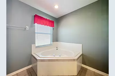 8805 Courtyard Lane, Groveland, FL 34736 - Photo 35