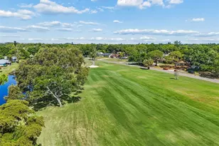 2132 Lakewood Club Dr S, Saint Petersburg, FL 33712 - Photo 41