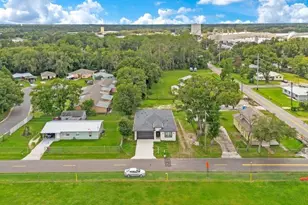 2203 W Lowry Ave, Plant City, FL 33563 - Photo 21
