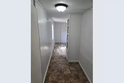 12515 Four Oaks Road, Tampa, FL 33624 - Photo 17