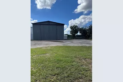 15550 Caruthers Road, Dover, FL 33527 - Photo 1