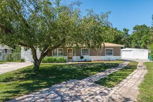 525 S Tangerine Ct, Eagle Lake, FL 33839 - Photo 1