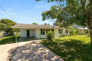 807 S Seminole Ave, Avon Park, FL 33825 - Photo 1