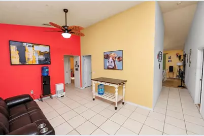 1703 Oakwood Estates Drive, Plant City, FL 33563 - Photo 9