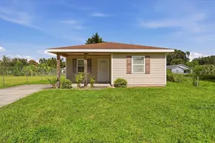 881 5th St, Winter Haven, FL 33881 - Photo 1