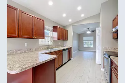 315 Walnut St, Auburndale, FL 33823 - Photo 9