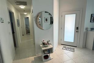 1332 Capri Isles Blvd, Venice, FL 34292 - Photo 5