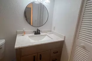 338 Cerromar Way N, Venice, FL 34293 - Photo 17