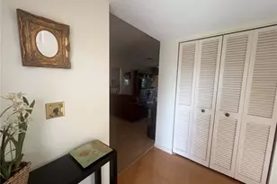 338 Cerromar Way N, Venice, FL 34293 - Photo 5