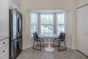 901 Addington Ct, Venice, FL 34293 - Photo 9