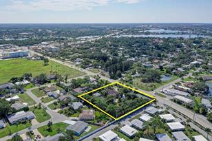 424 Albee Rd W, Nokomis, FL 34275 - Photo 17