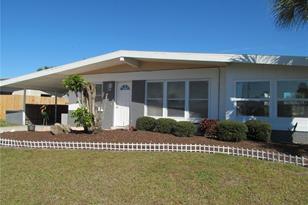 565 Shamrock Blvd - Photo 5