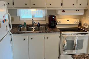 213 Como Dr, Venice, FL 34285 - Photo 13