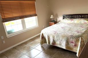 6472 Elmwood Rd - Photo 5