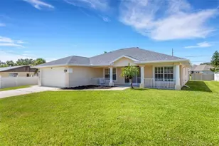 56 Princeton Rd, Venice, FL 34293 - Photo 1