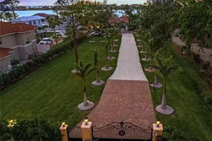 2340 Bayshore Rd, Nokomis, FL 34275 - Photo 5