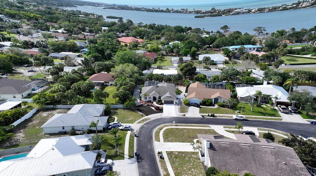 515 Bayside Way, Nokomis FL 34275-3457 exterior