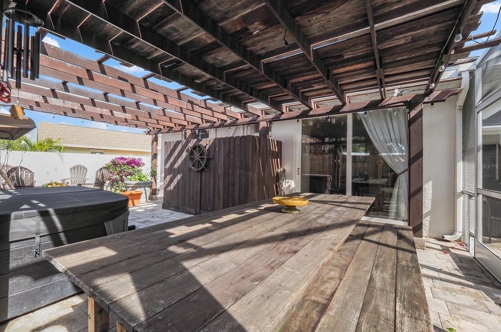 515 Bayside Way, Nokomis FL 34275-3457 exterior