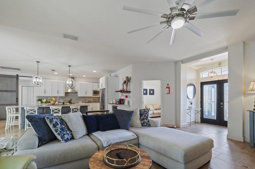 515 Bayside Way, Nokomis FL 34275-3457 exterior