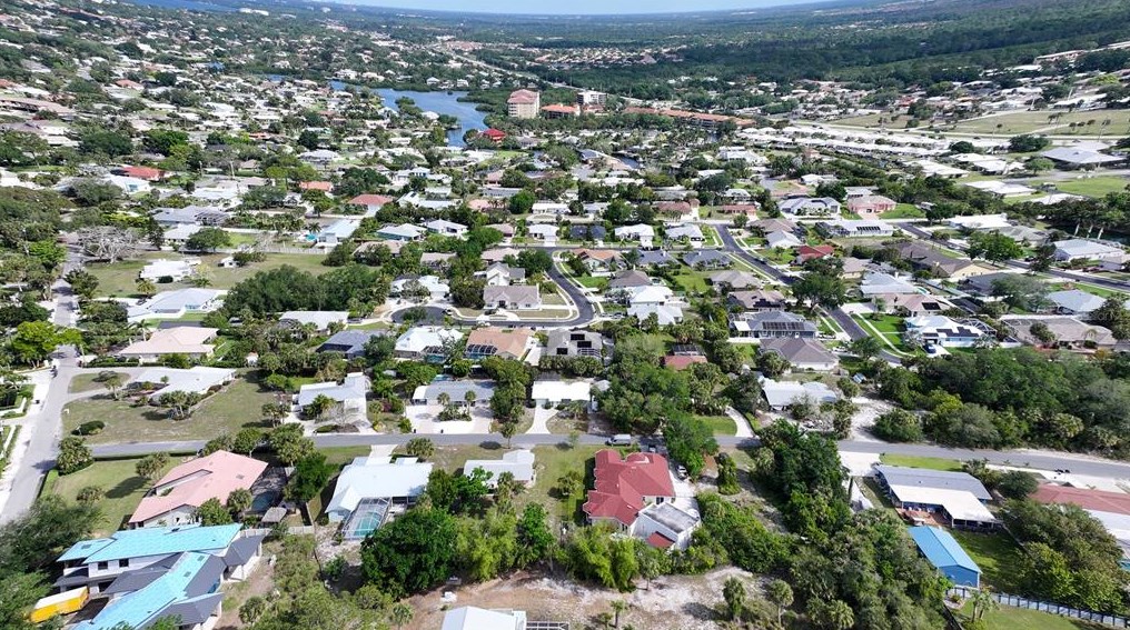 515 Bayside Way, Nokomis FL 34275-3457 exterior