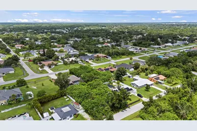 256 Chamber Street NW, Port Charlotte, FL 33948 - Photo 5