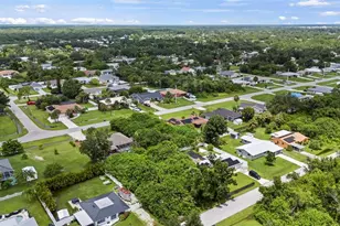 256 Chamber St NW, Port Charlotte, FL 33948 - Photo 5