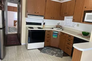 711 Chrysanthemum Dr, Venice, FL 34293 - Photo 3