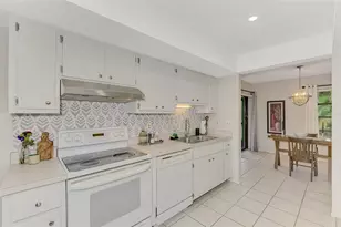 5103 Greencroft Rd, Sarasota, FL 34235 - Photo 7