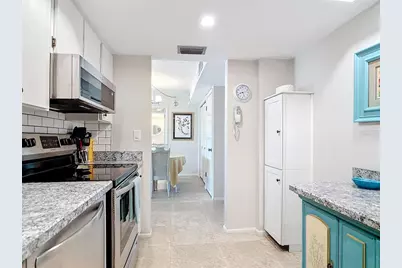 618 Bird Bay Drive S #202, Venice, FL 34285 - Photo 11