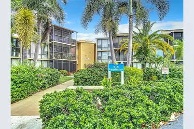 618 Bird Bay Drive S #202, Venice, FL 34285 - Photo 1