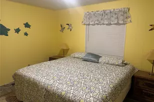 780 Gloriosa Dr, Venice, FL 34293 - Photo 9