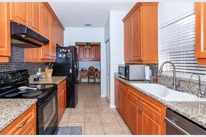 172 Southampton Place #346, Venice, FL 34293 - Photo 11