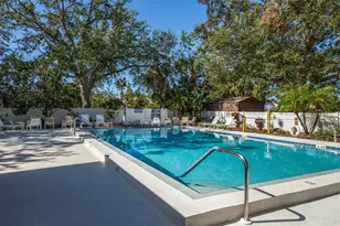 172 Southampton Pl, Venice, FL 34293 - Photo 35