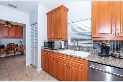 172 Southampton Place #346, Venice, FL 34293 - Photo 13