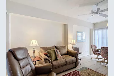 200 Park Boulevard N #103, Venice, FL 34285 - Photo 11