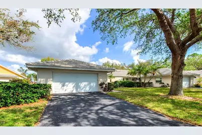 130 Southampton Place #360, Venice, FL 34293 - Photo 1