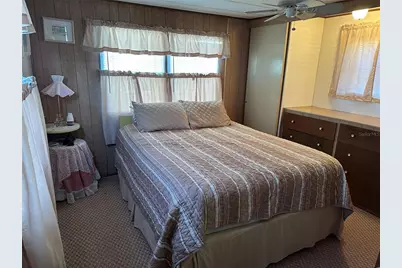 227 Inner Drive E, Venice, FL 34285 - Photo 13